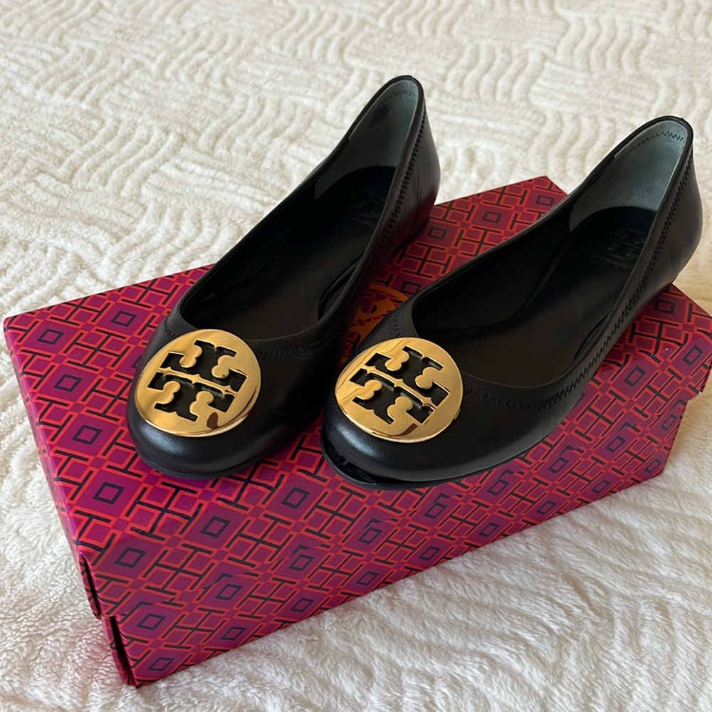 Tory Burch Black and Gold Flats with Iconic Logo